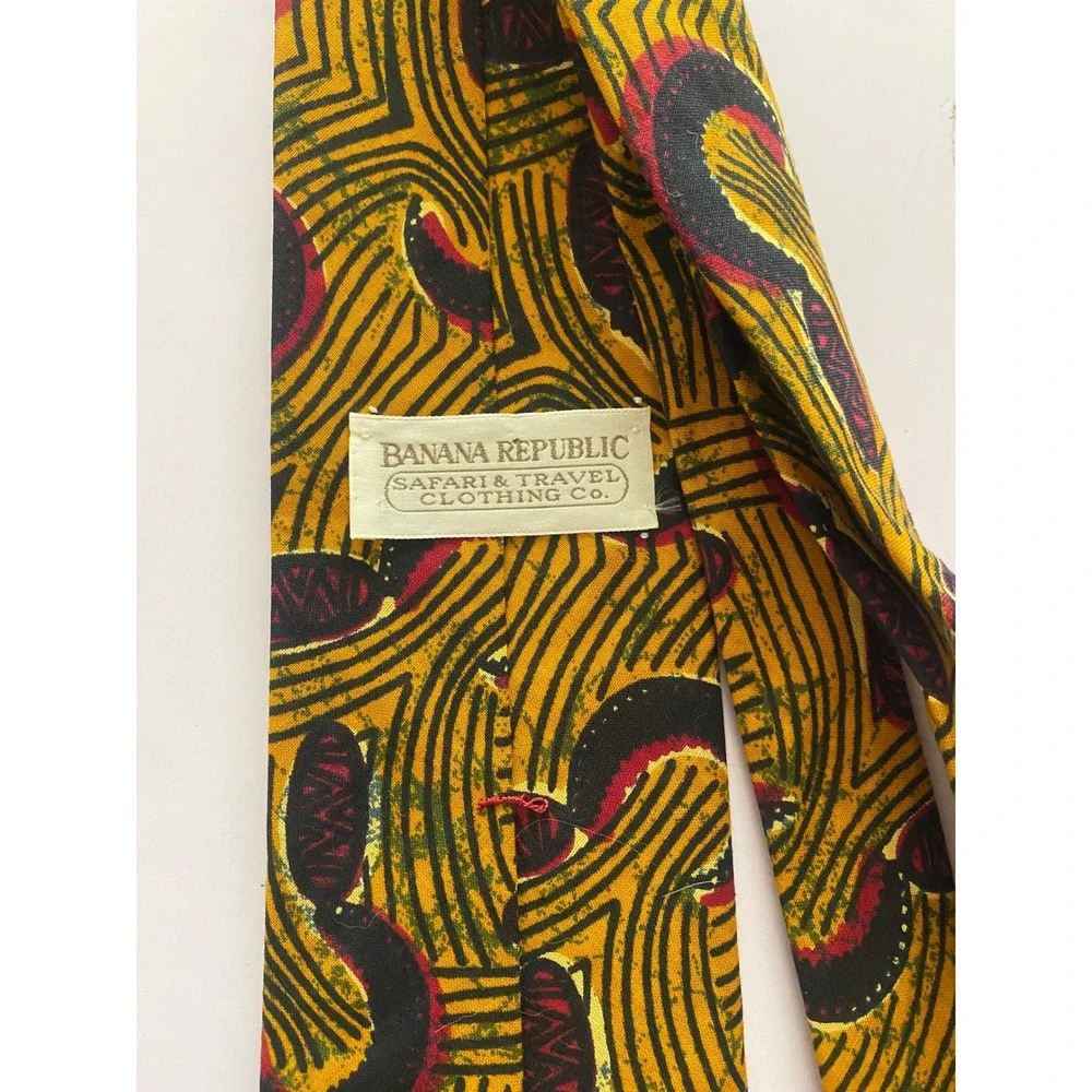 Vintage Banana Republic Safari & Travel Co Mens Cotton Tie Yellow Wax Print USA